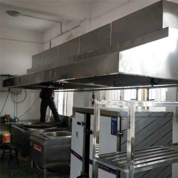 松崗白鐵風(fēng)管生產(chǎn)廠家承接松崗酒店廚房排煙管道工程安裝